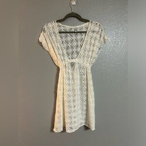 Women’s BECCA White Lace stretch back tie Swim CoverUp Dress size medium